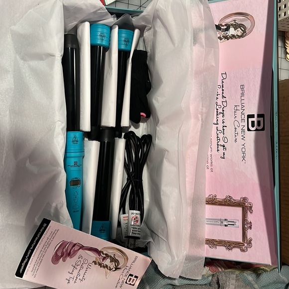 4 Barrel Digital Clipless Curling Iron Ser - Picture 6 of 6